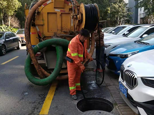 礼纪镇排污管道清淤